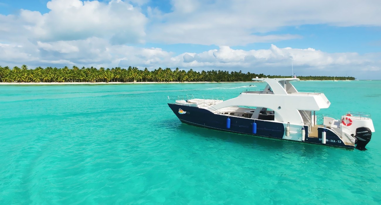 VIP Catamaran Charter to Saona
