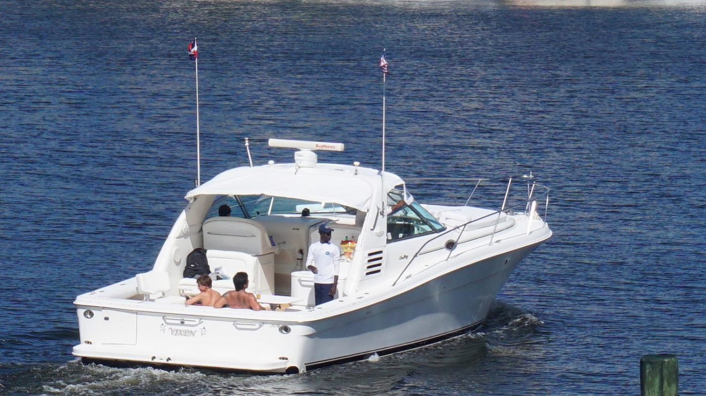 yacht for rent Cap Cana private boat charter tour