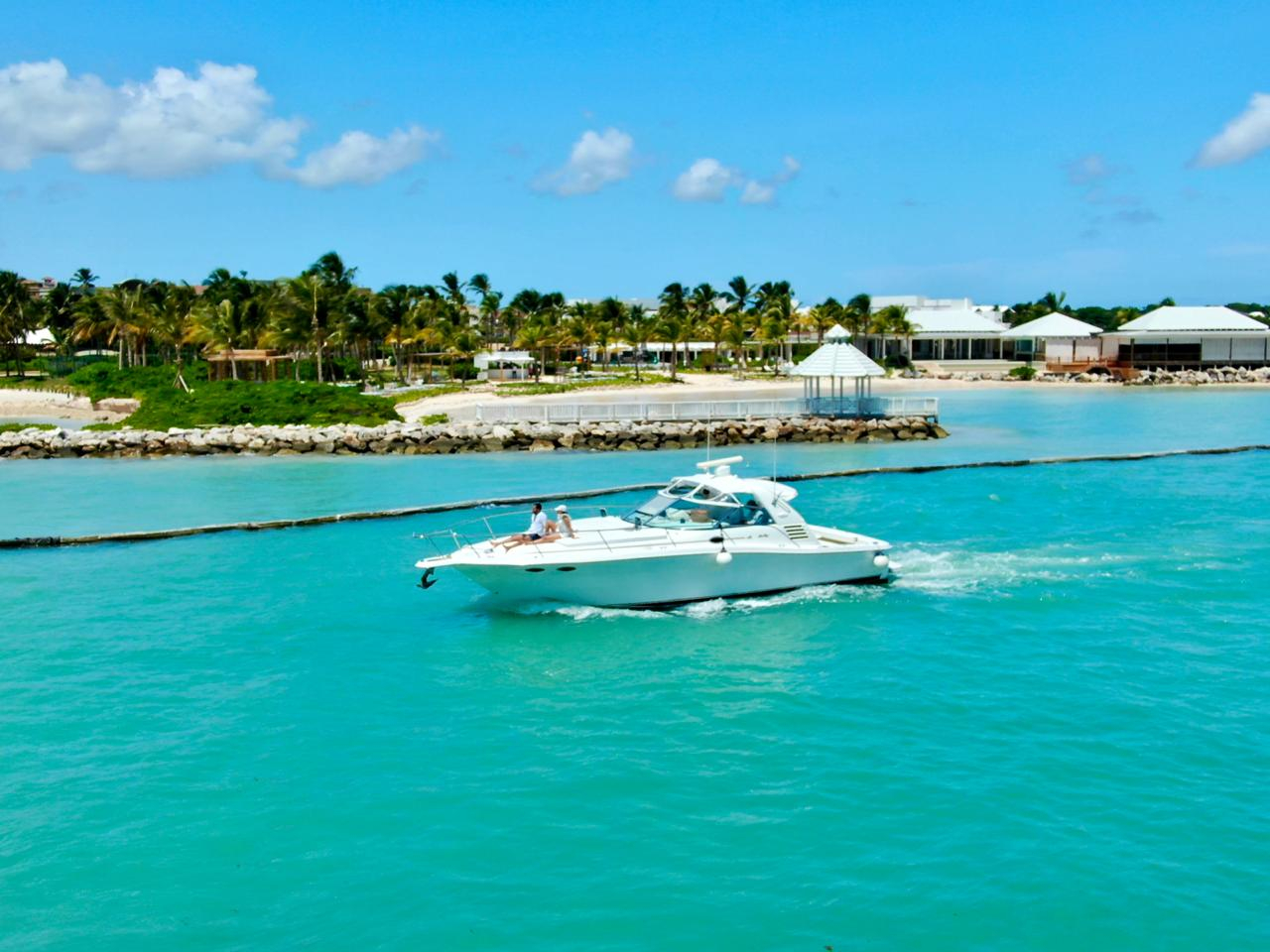 yacht for rent Cap Cana private tour boat charter Punta Cana