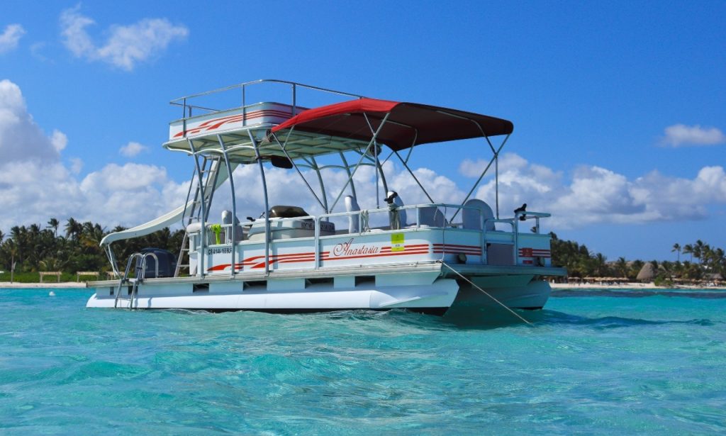 party-boat-for-private-rental-cap-cana-11