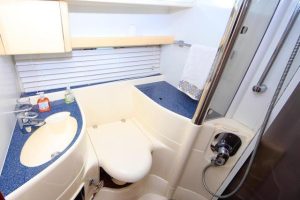 Casa De Campo Private Yacht Charter to Saona or Catalina islands bath