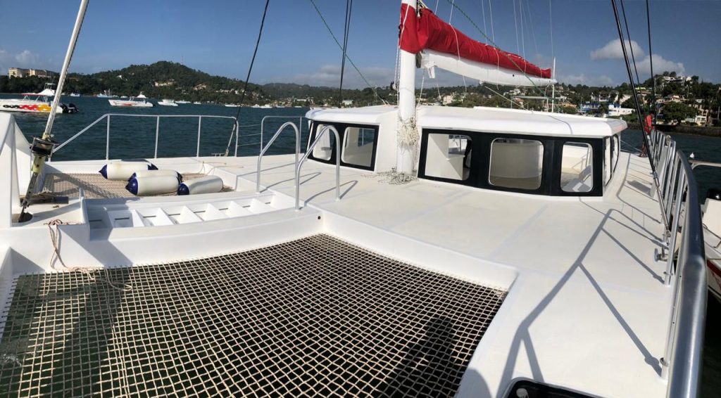 Private Catamaran Charters in Samana to Bacardi Island net