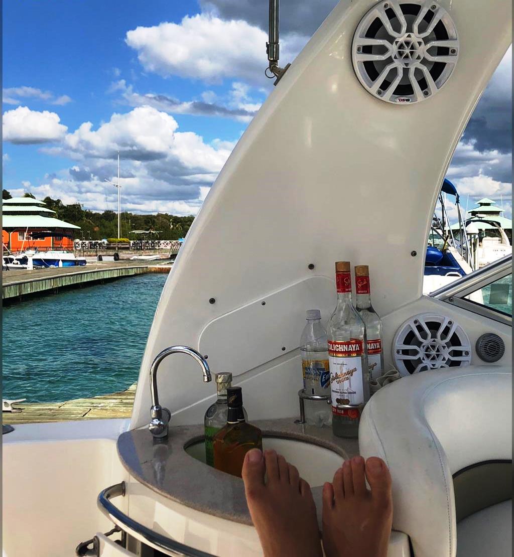 Yate fiesta Boca Chica