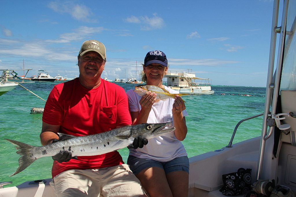 bottom-fishing-reef-charters-punta-cana-private-boat-capture-3