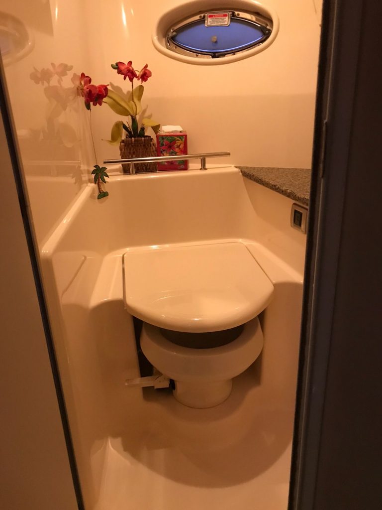 Casa de Campo Private Yacht Rental bathroom
