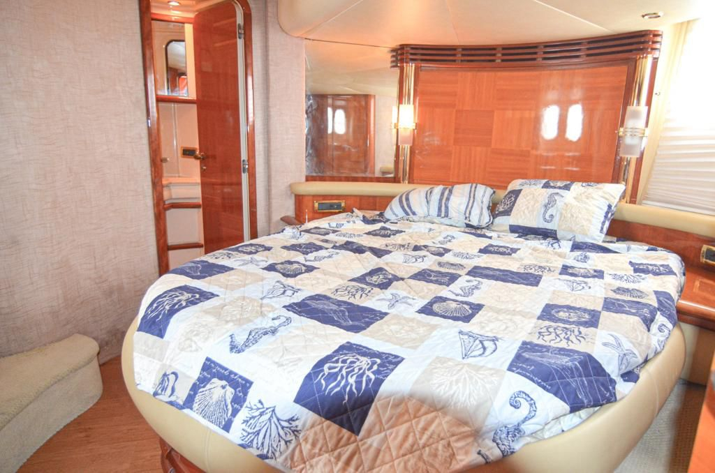 Saona or Catalina Luxury Yacht Charter from Casa de Campo