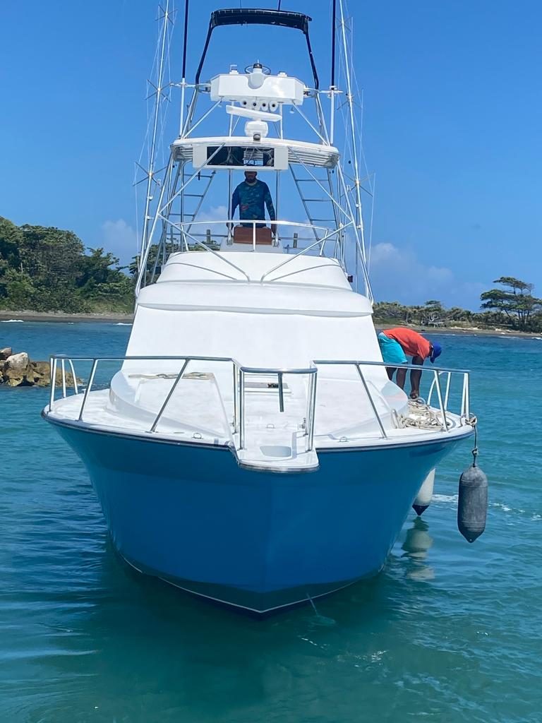 Renta de botes de pesca y precios para pesca deportiva en Puerto