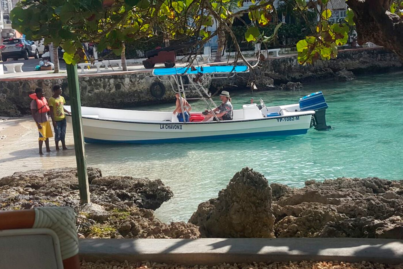 private-boat-tour-saona-natural-pool-palmilla-beach-catalina-island