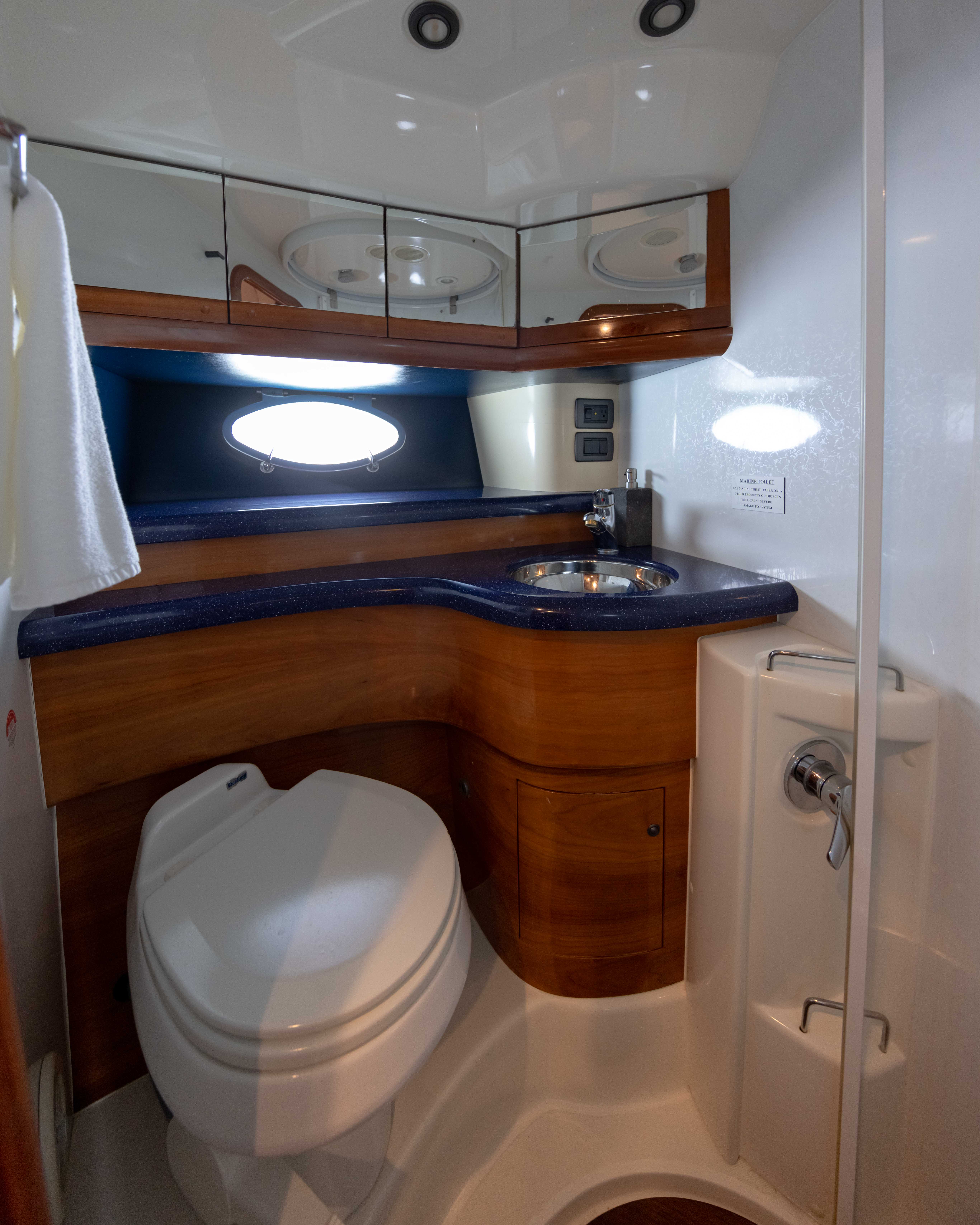 3519704295_Riviera_Maya_and_Cozumel_Luxury_Yacht_Rental_and_boat_Charters_bathroom.jpg