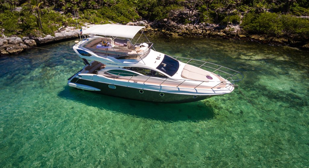 43' Yacht Azimut Charters to Cozumel & Tulum full