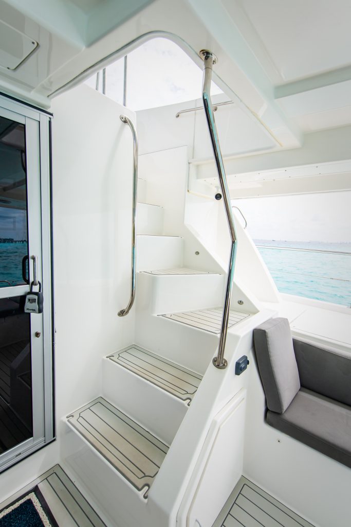 Leopard Catamaran for Luxury Yacht Charters from Cancun access 2nd floor