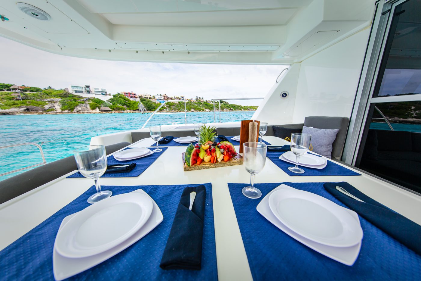 Leopard Catamaran for Luxury Yacht Charters from Cancun breakfast