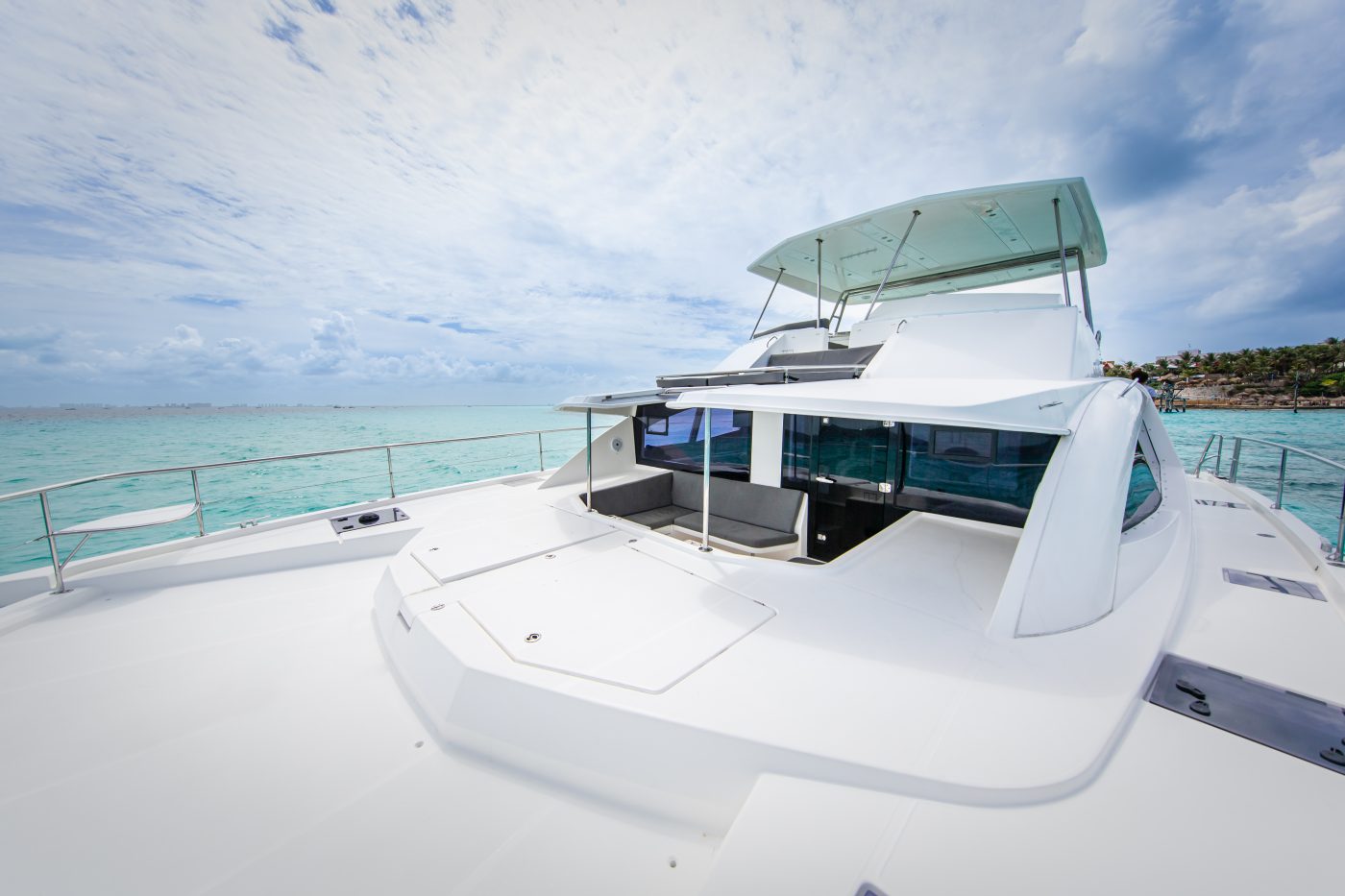 Leopard Catamaran for Luxury Yacht Charters from Cancun front space