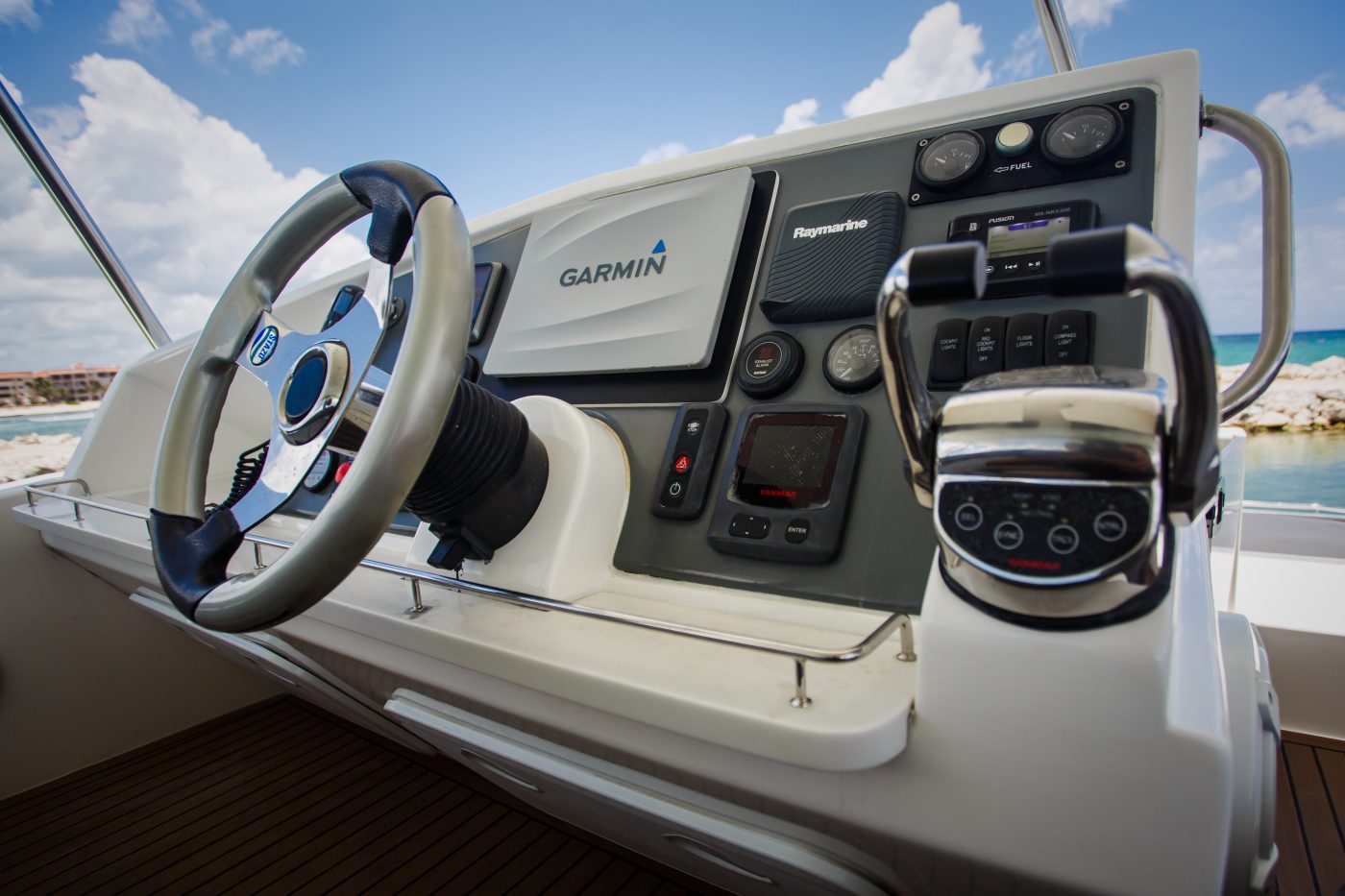 Leopard Catamaran for Luxury Yacht Charters from Puerto Aventuras Tulum