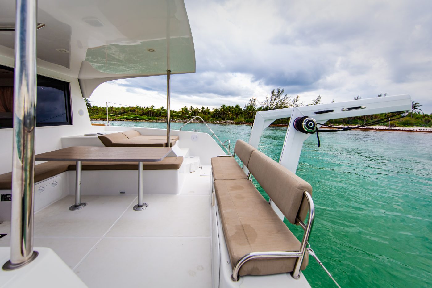 Private 34ft Catamaran Aventura Luxury Boat Charters in Tulum Riviera Maya seets