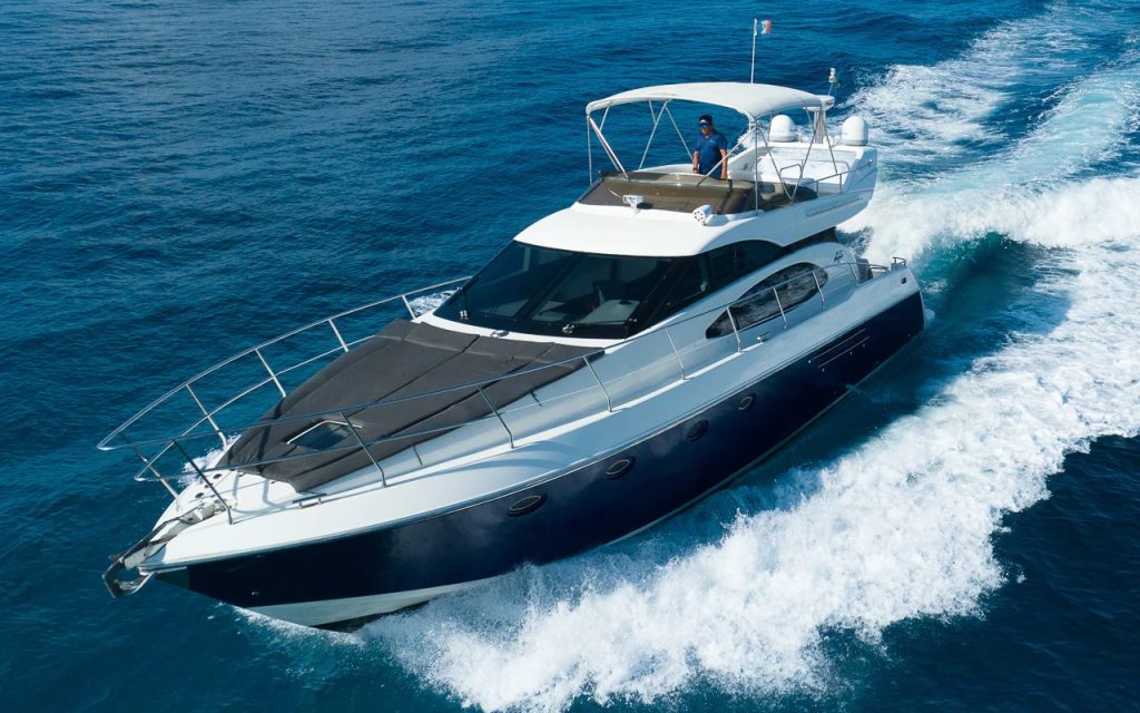 Azimut 50 All-Inclusive Yacht Charter in Riviera Maya