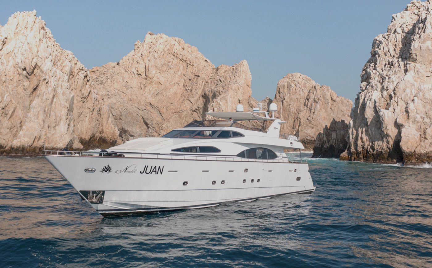 Luxury 100' Azimut Jumbo Yacht Charters in Cabo San Lucas main