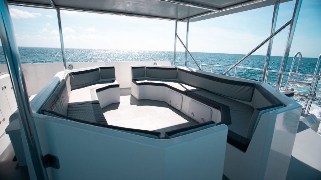 5136564475_Catamaran_Alquiler_en_La_Romana_a_isla_Saona_o_Isla_Catalina.jpg