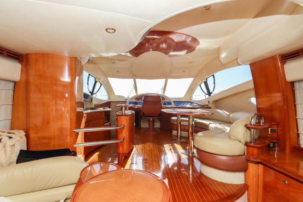 3878243035_Azimut_luxury_yacht_rental_Casa_de_Campo_to_Catalina_-_indoor.jpg