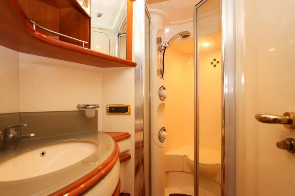 3878243035_Azimut_luxury_yacht_rental_Casa_de_Campo_to_Catalina_-_shower.jpg